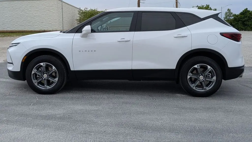 2025 Chevrolet Blazer LT