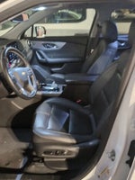 2023 Blazer Thumbnail 9