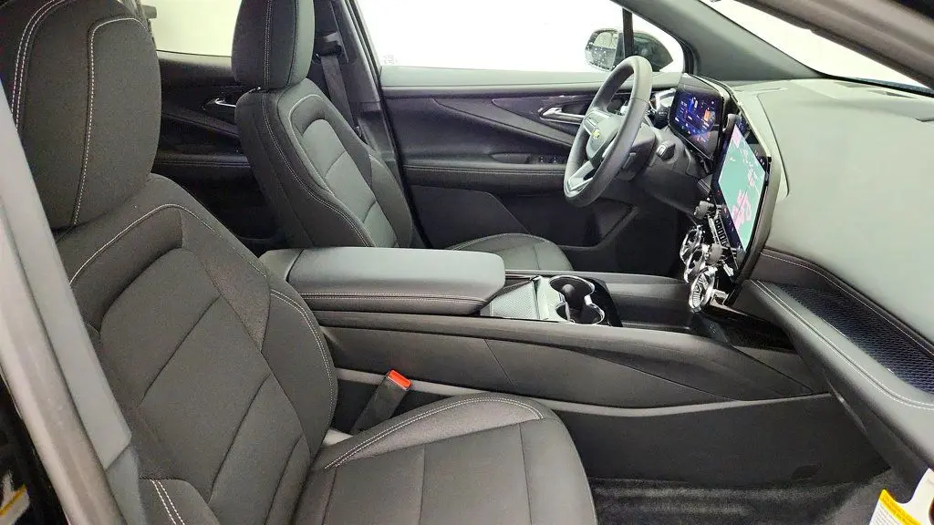2026 Chevrolet Blazer - $35,195