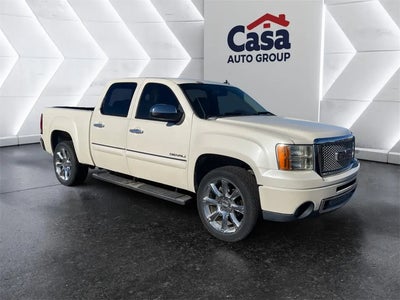 2013 GMC Sierra 1500 4X2 Denali 4DR Crew Cab 5.8 FT. SB