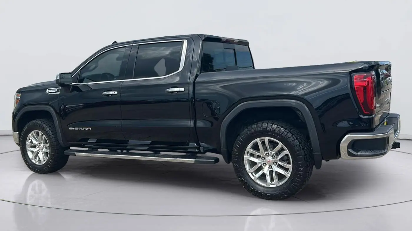 2021 GMC Sierra 1500 SLT