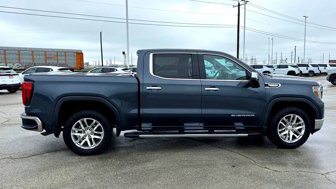 2020 GMC Sierra 1500 SLT