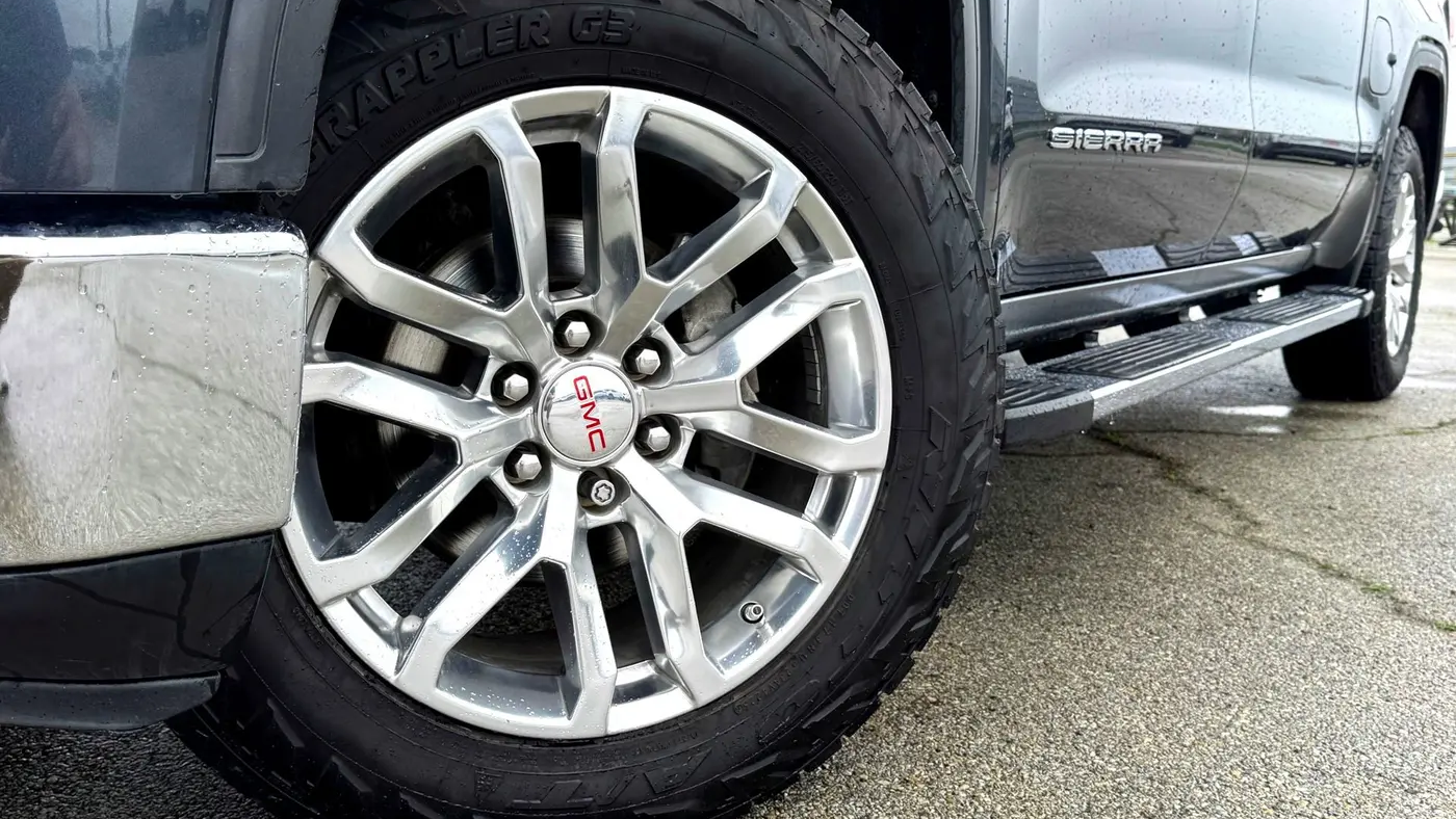 2020 GMC Sierra 1500 SLT