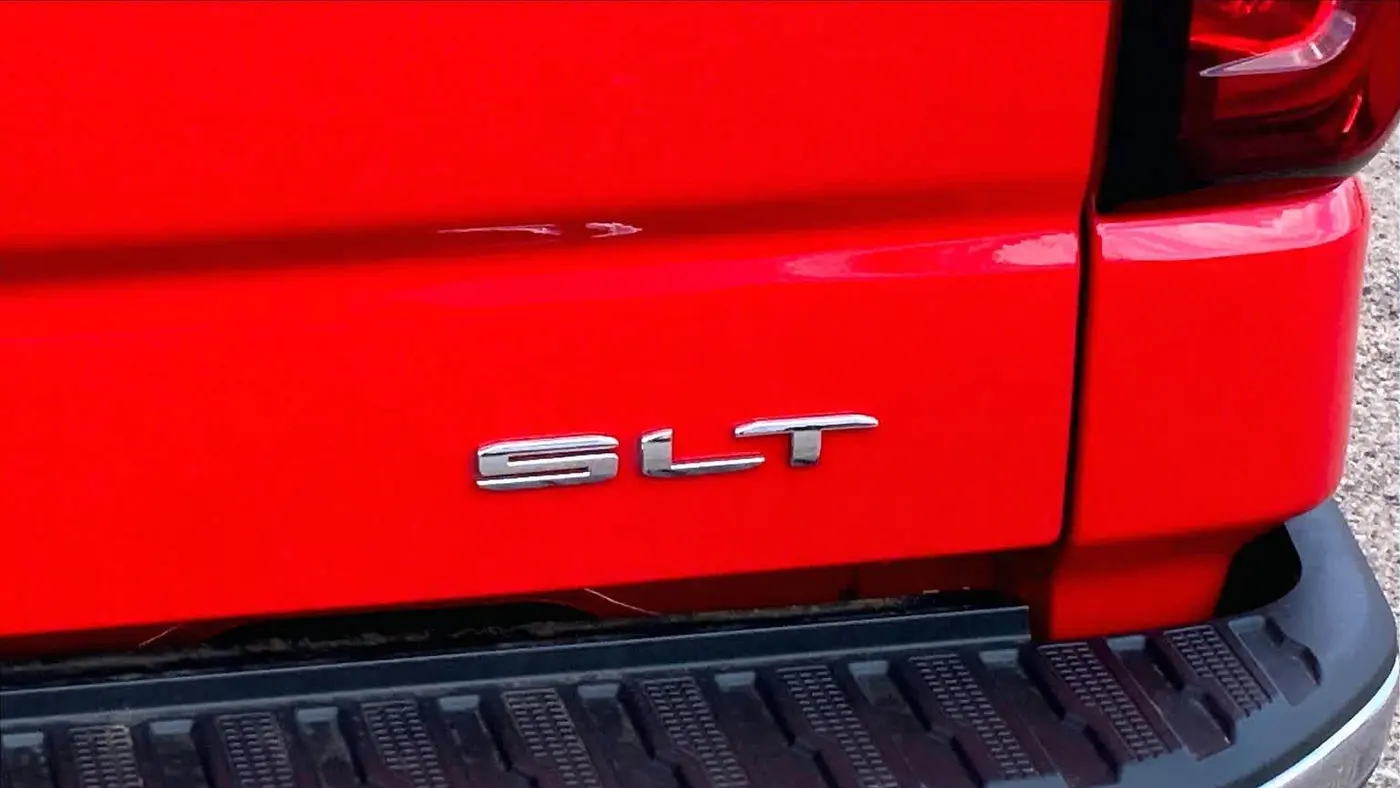 2021 GMC Sierra 1500 SLT