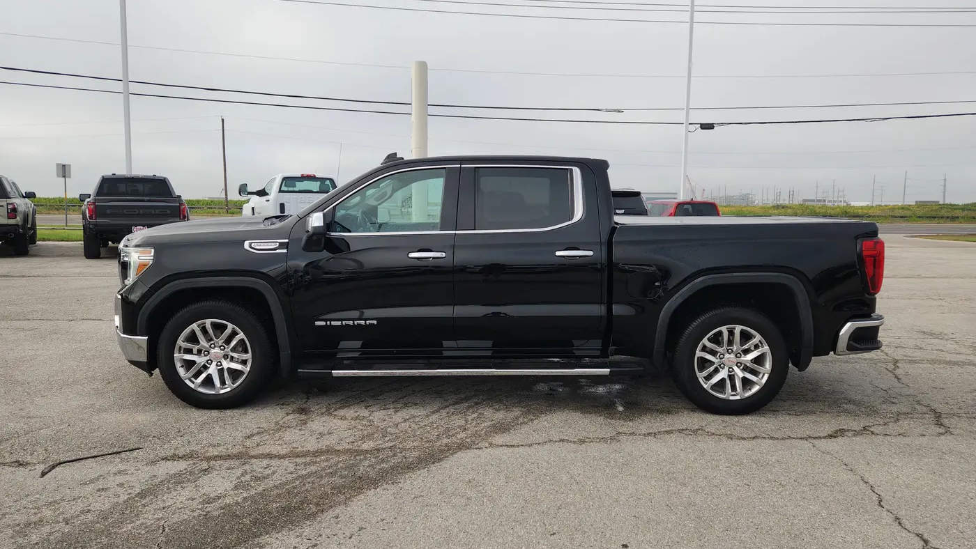 2021 GMC Sierra 1500 SLT
