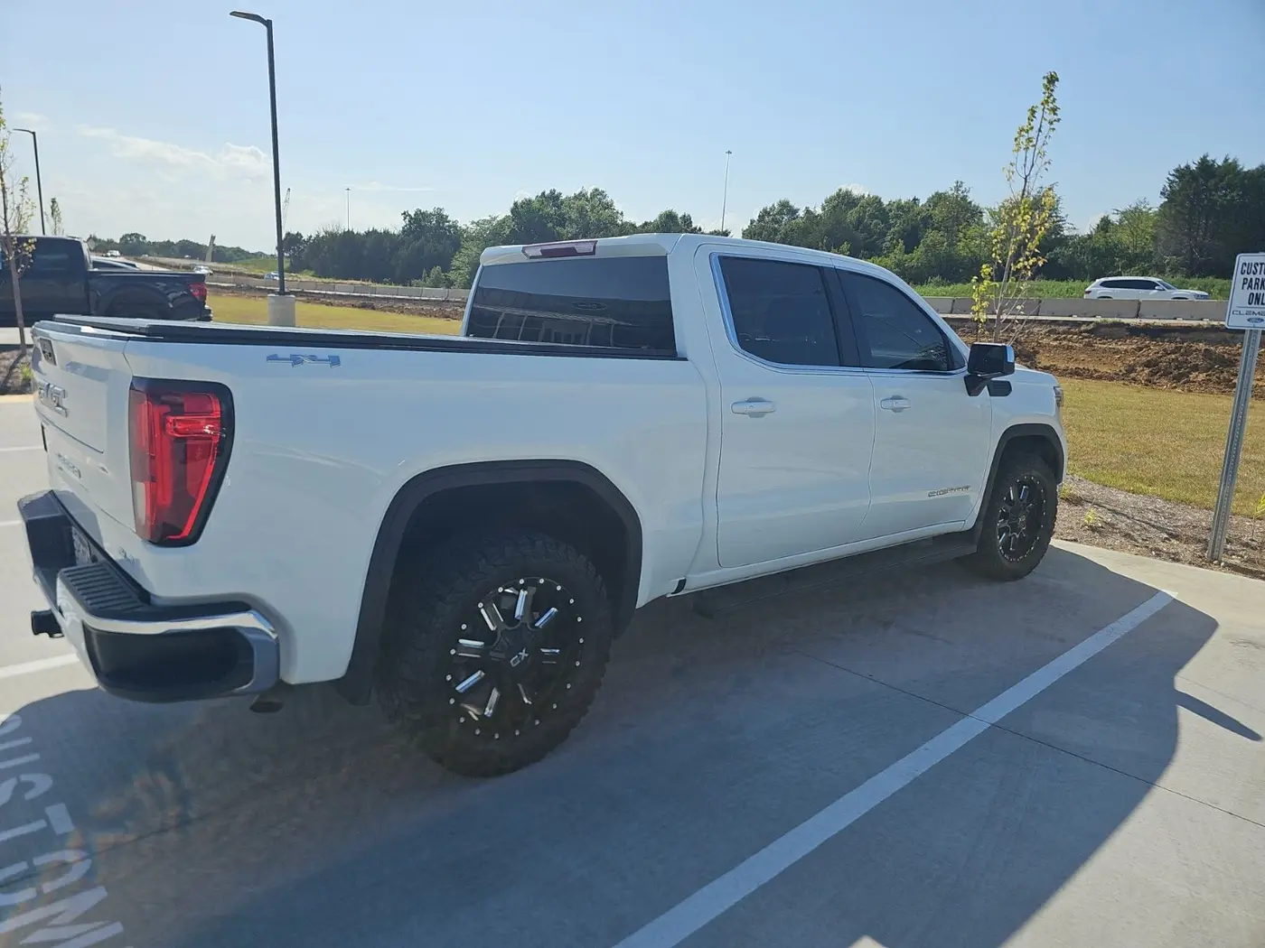 2022 GMC Sierra Limited - $27,118