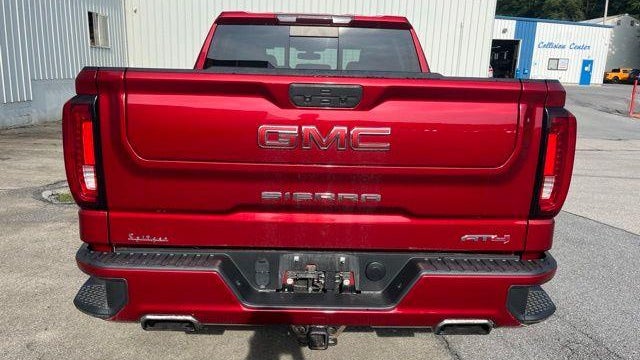 2022 GMC Sierra 1500 Limited AT4