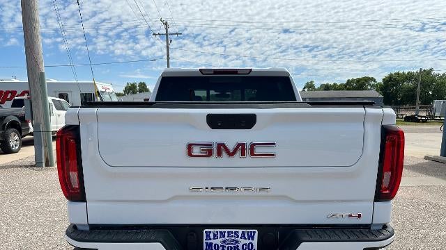 2022 GMC Sierra 1500 Limited AT4