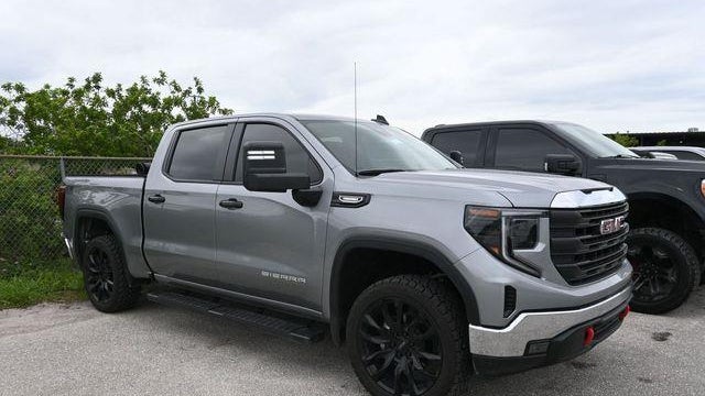 2025 GMC Sierra 1500 Pro