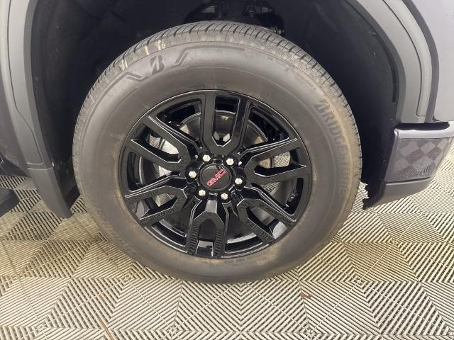 2025 GMC Sierra - $42,900