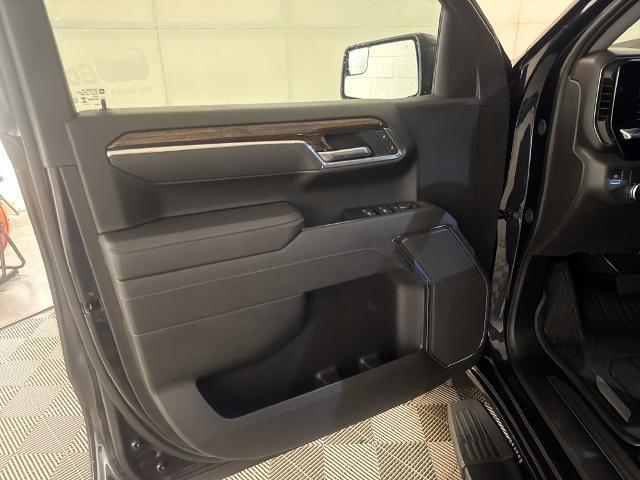 2025 GMC Sierra - $42,900