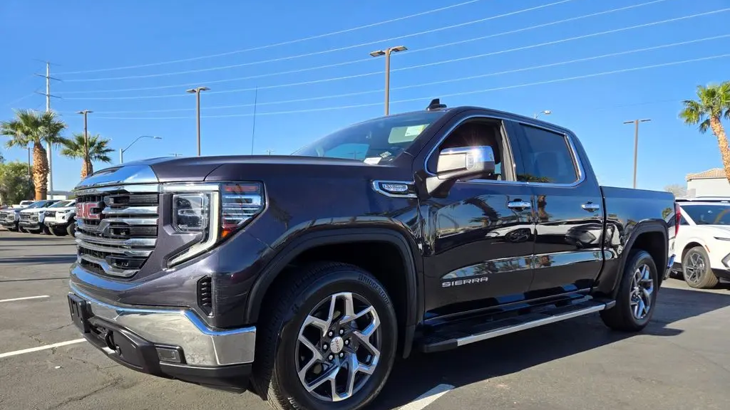 2023 GMC Sierra 1500 SLT