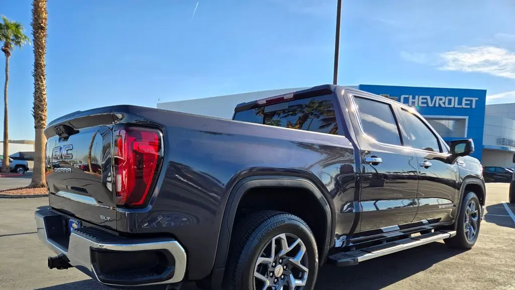 2023 GMC Sierra 1500 SLT