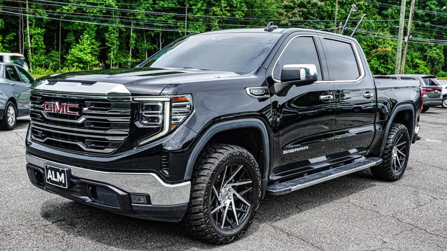 2022 GMC Sierra 1500 SLT