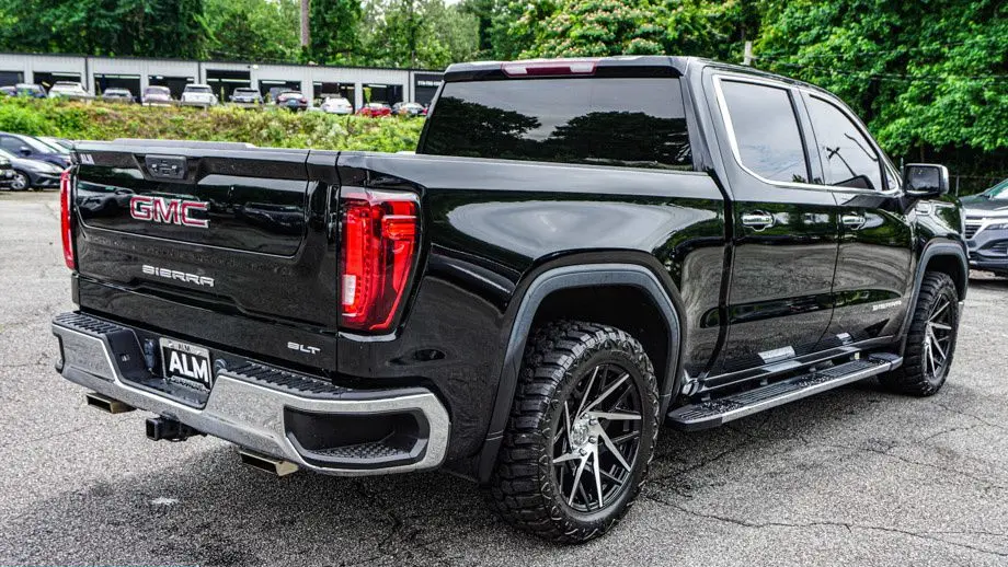 2022 GMC Sierra 1500 SLT