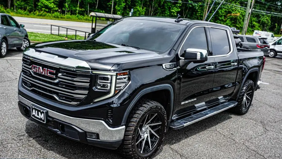 2022 GMC Sierra 1500 SLT