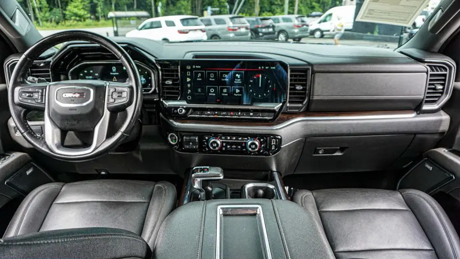 2022 GMC Sierra 1500 SLT