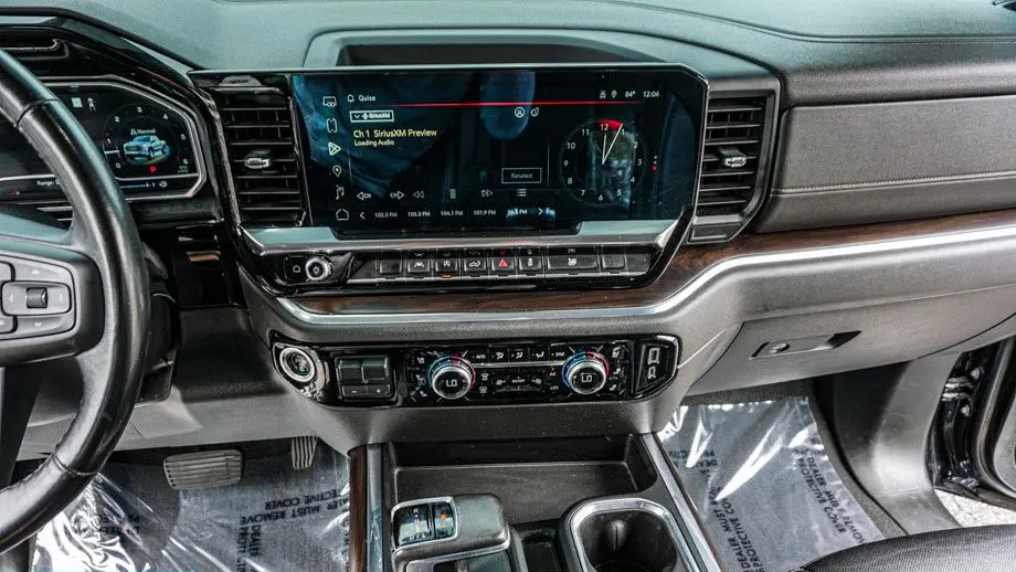 2022 GMC Sierra 1500 SLT