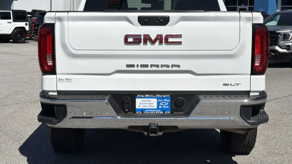 2025 GMC Sierra 1500 SLT