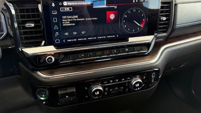 2025 GMC Sierra 1500 SLT
