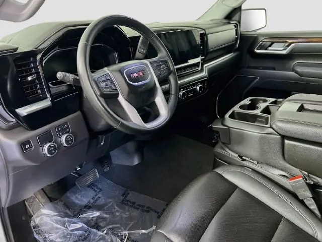 2025 GMC Sierra - $36,800