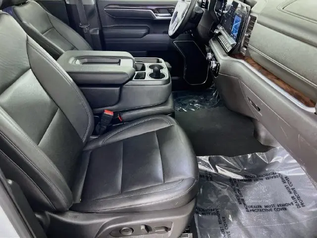 2025 GMC Sierra - $36,800