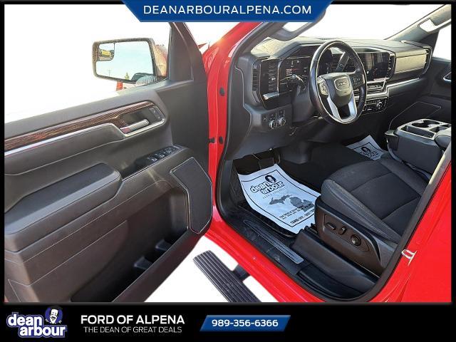 2022 GMC Sierra - $28,995