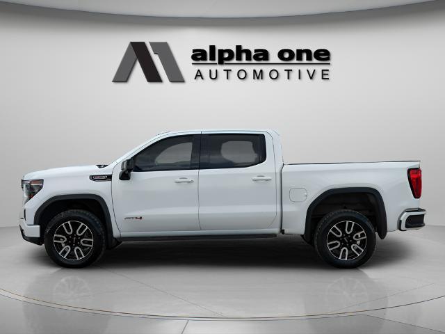 2022 GMC Sierra - $43,796