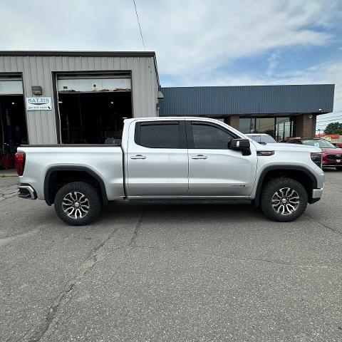 2022 GMC Sierra - $42,999
