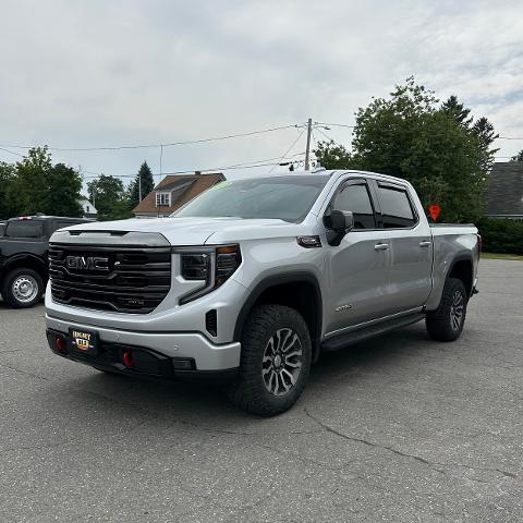 2022 GMC Sierra - $42,999