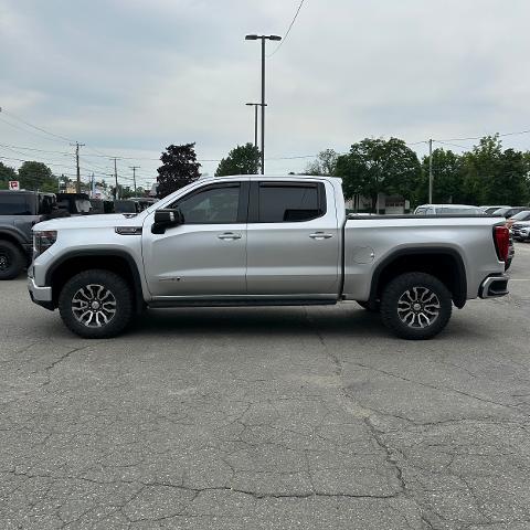 2022 GMC Sierra - $42,999