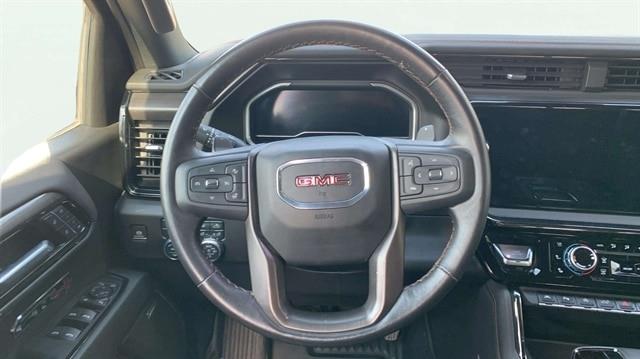 2022 GMC Sierra - $52,900
