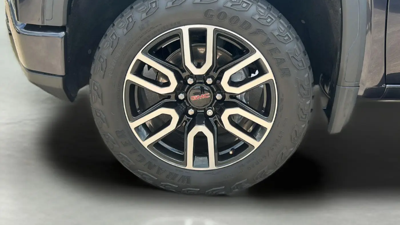 2022 GMC Sierra 1500 AT4