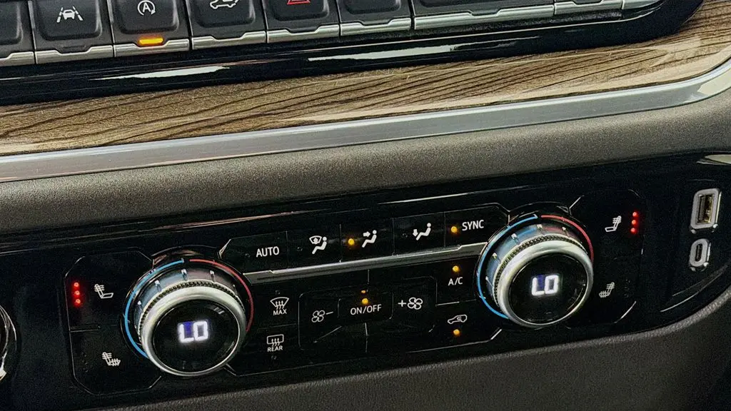 2024 GMC Sierra 1500 Elevation Standard