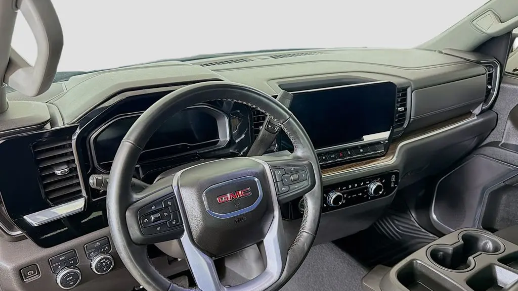 2024 GMC Sierra 1500 Elevation Standard