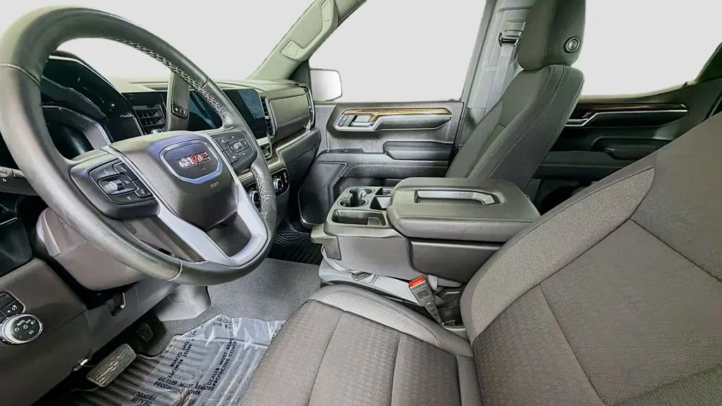 2024 GMC Sierra 1500 Elevation Standard