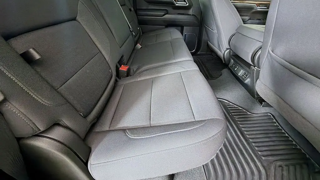 2024 GMC Sierra 1500 Elevation Standard