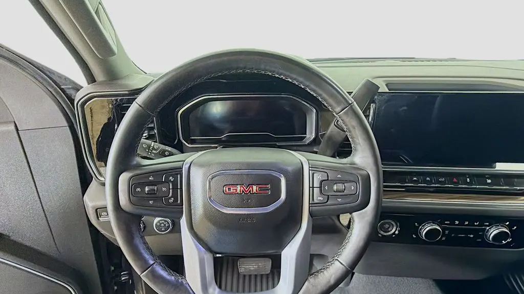 2024 GMC Sierra 1500 Elevation Standard