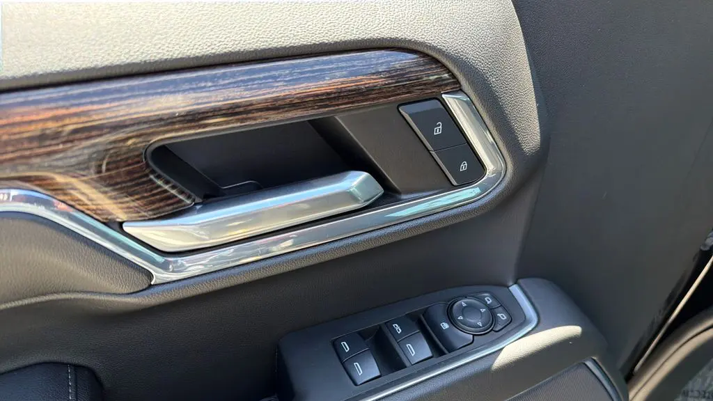 2024 GMC Sierra 1500 Elevation Standard