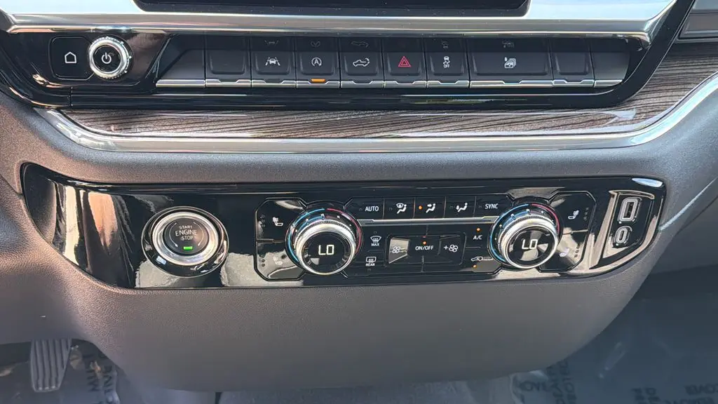 2024 GMC Sierra 1500 Elevation Standard