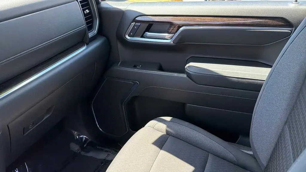 2024 GMC Sierra 1500 Elevation Standard