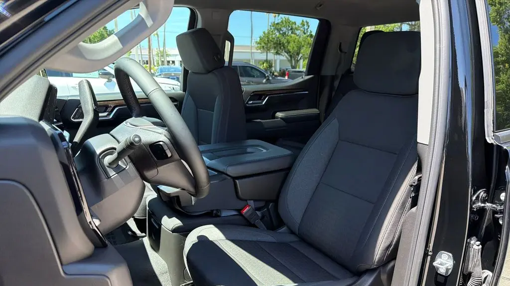 2024 GMC Sierra 1500 Elevation Standard