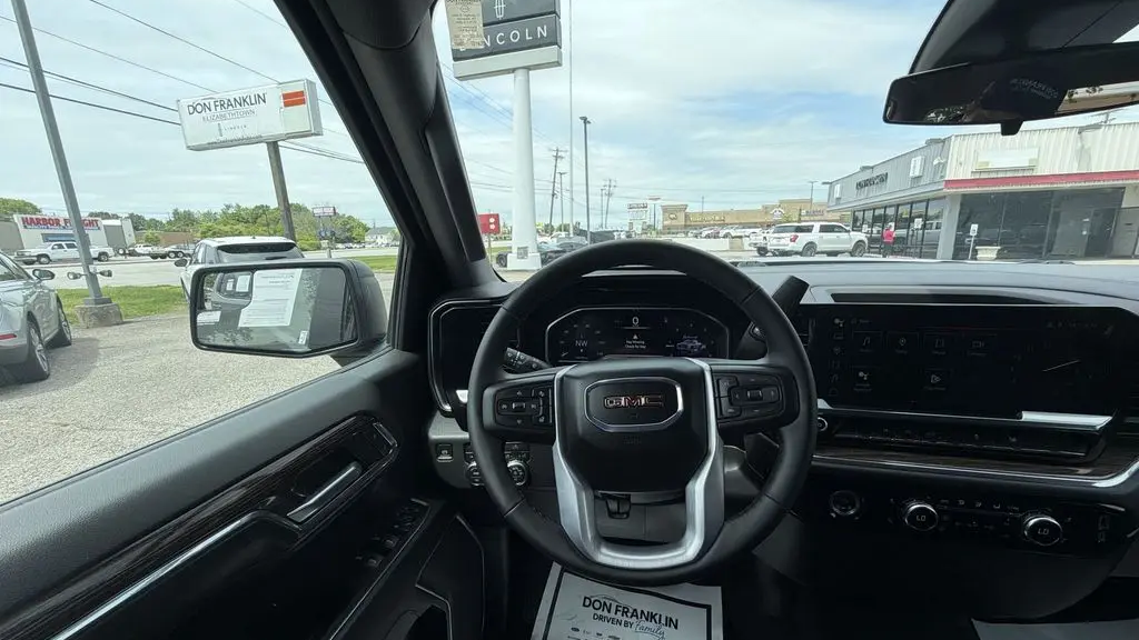 2024 GMC Sierra 1500 Elevation Standard