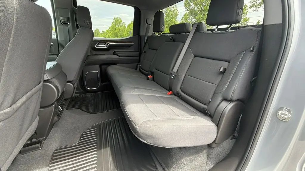2024 GMC Sierra 1500 Elevation Standard