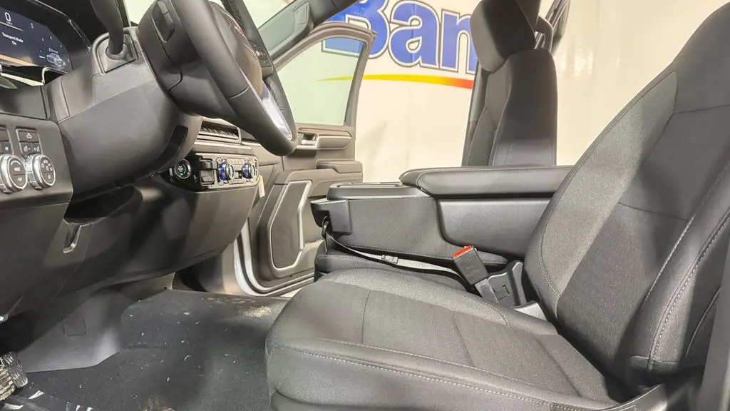 2026 GMC Sierra 1500 Elevation Standard