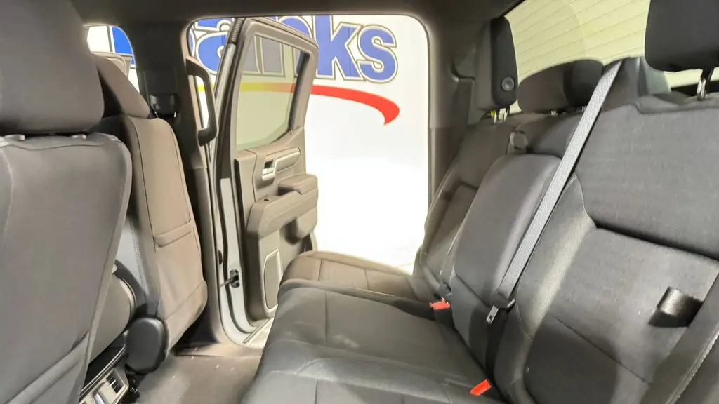 2026 GMC Sierra 1500 Elevation Standard