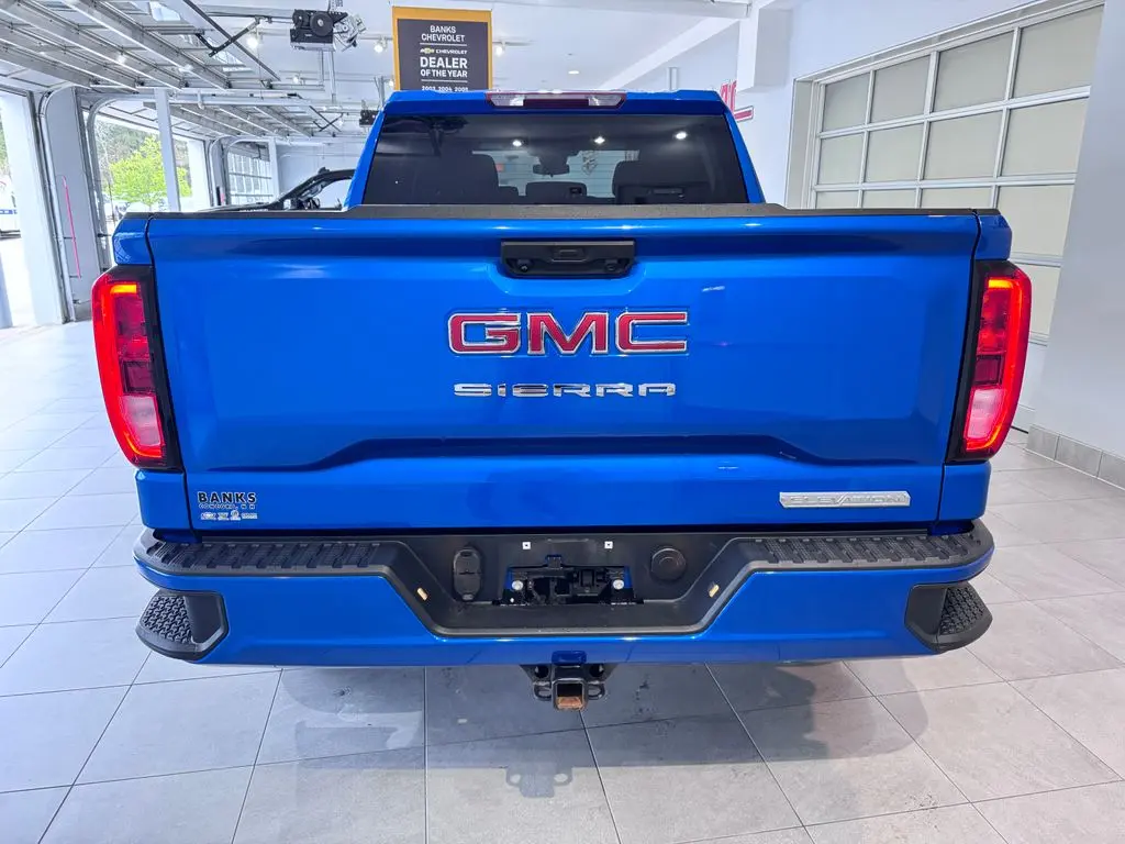 2023 GMC Sierra - $30,487
