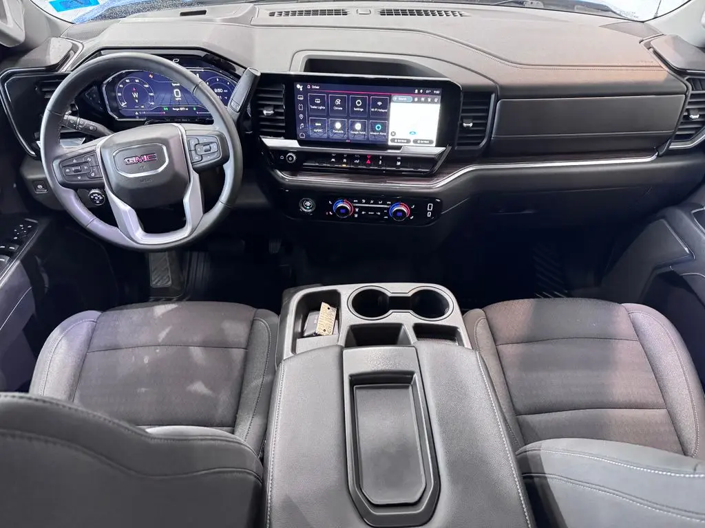 2023 GMC Sierra - $30,487