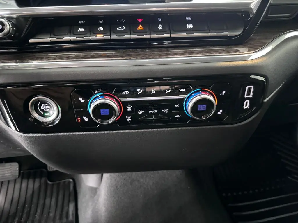 2023 GMC Sierra - $30,487