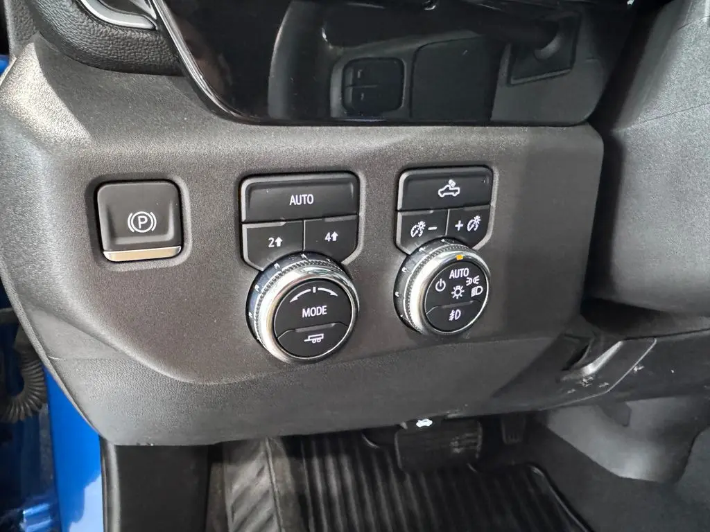 2023 GMC Sierra - $30,487